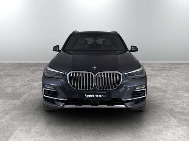 BMW X5 xDrive30d xLine 195 kW image number 2