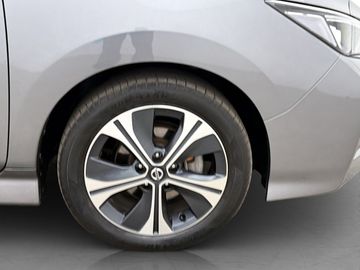 Car image 27