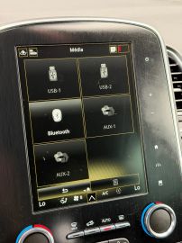 Car image 27