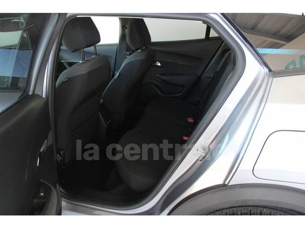 Peugeot 2008 PureTech 130 96 kW image number 6