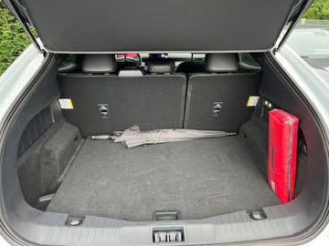 Car image 23