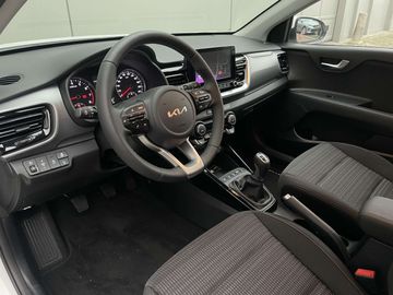 Car image 12