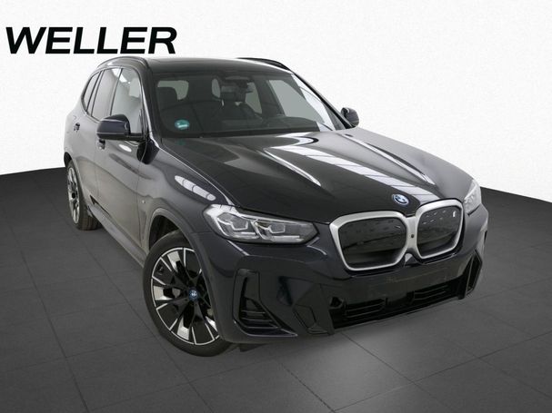 BMW iX3 M Sport Impressive 210 kW image number 3