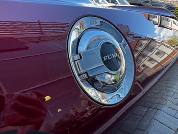 Car image 34