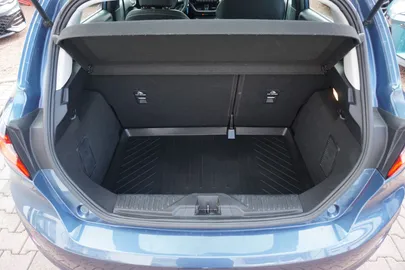 Car image 33