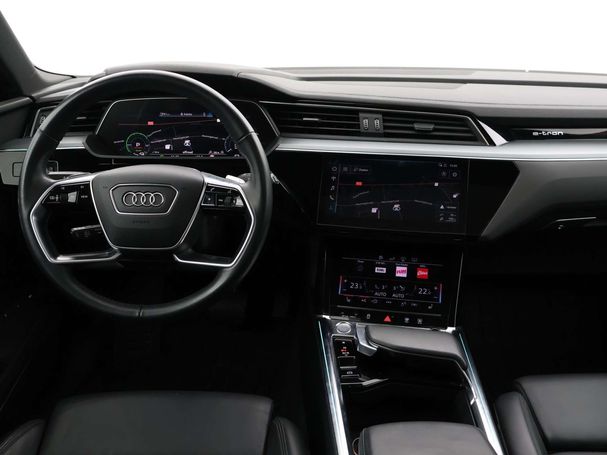 Audi e-tron 55 S-line 300 kW image number 4