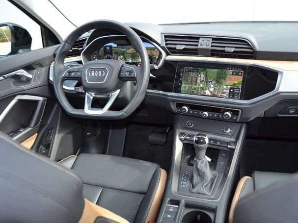 Audi Q3 40 TDI quattro S-line Sportback 147 kW image number 17