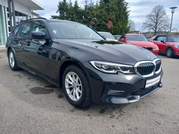 BMW 320i Touring Sport Line 135 kW image number 3