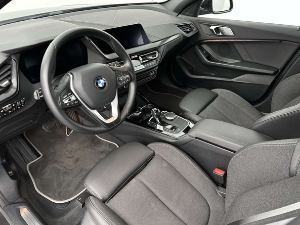 BMW 118i Sport Line 104 kW image number 9