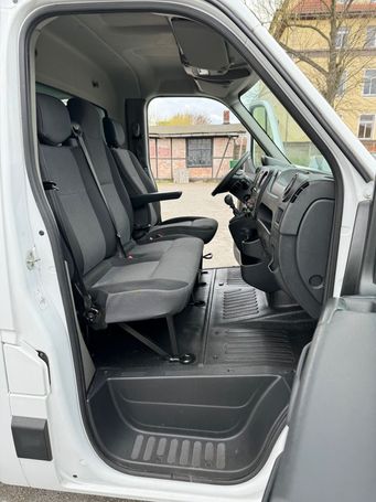 Renault Master L3H1 96 kW image number 9