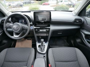 Car image 11