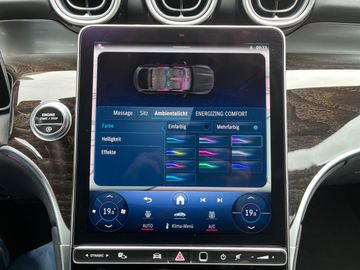 Car image 28