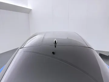 Car image 39