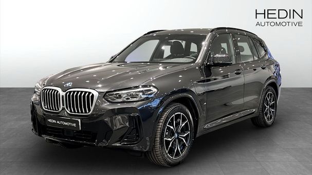 BMW X3 xDrive30e 215 kW image number 1