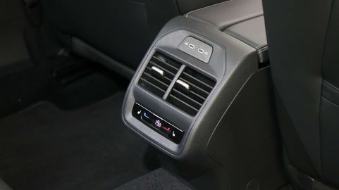 Car image 41