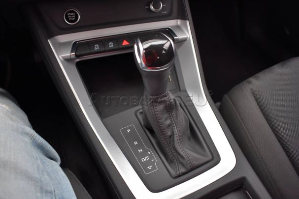 Audi Q3 35 TDI S tronic Advanced 110 kW image number 19