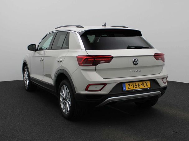 Volkswagen T-Roc 1.0 TSI T-Roc 81 kW image number 4