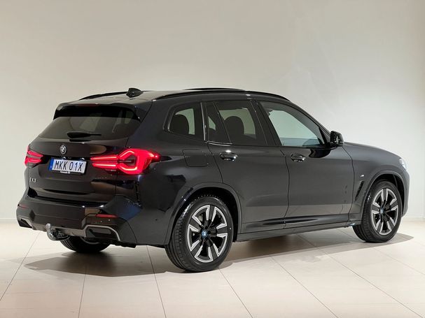 BMW iX3 M Sport 210 kW image number 16