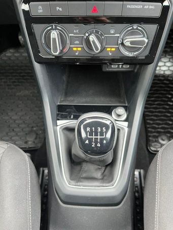 Volkswagen T-Cross 1.0 TSI Life 70 kW image number 9