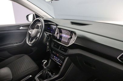 Car image 37