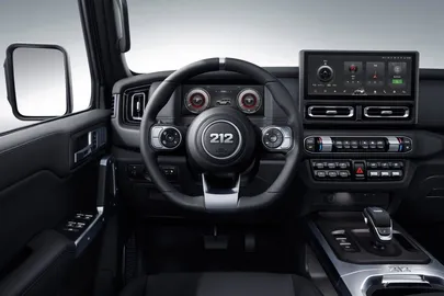 Car image 4