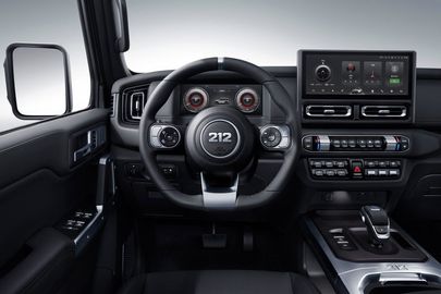Car image 3