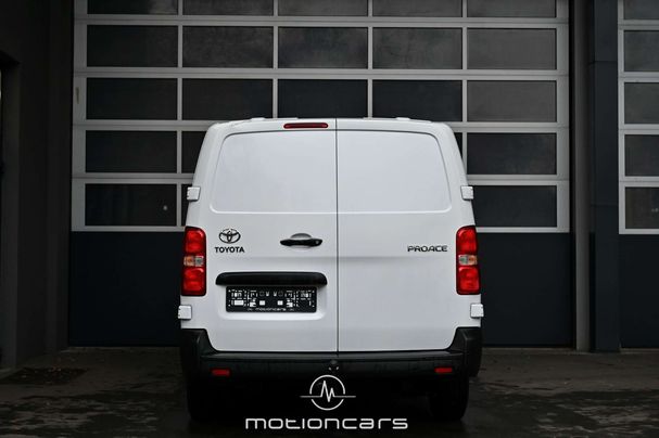 Toyota Proace 2.0 Comfort 90 kW image number 3