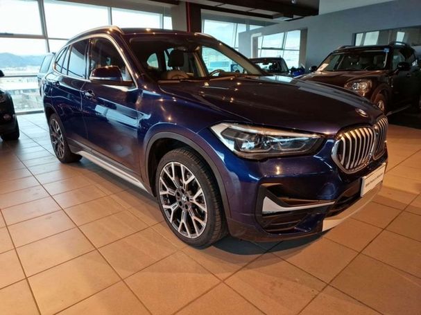 BMW X1 xDrive18d xLine 110 kW image number 2