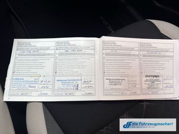 Car image 30