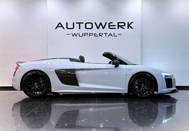 Audi R8 quattro 449 kW image number 2