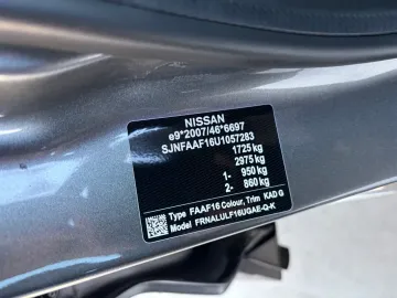 Car image 40