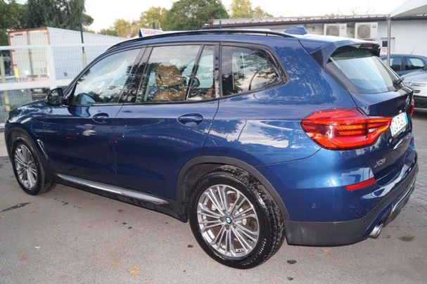 BMW X3 xDrive30e Luxury 215 kW image number 6