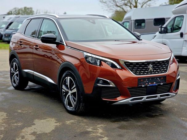 Peugeot 3008 PureTech 130 GPF Allure 96 kW image number 2