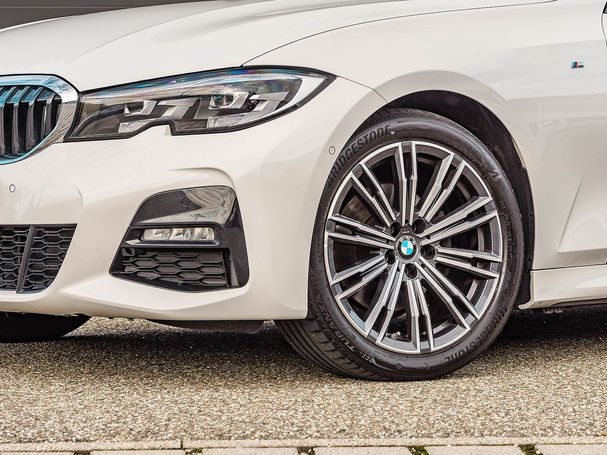 BMW 320d Touring 140 kW image number 21