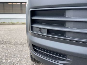 Car image 37