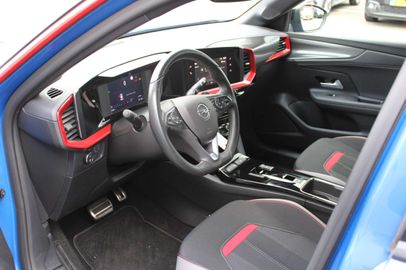 Car image 10