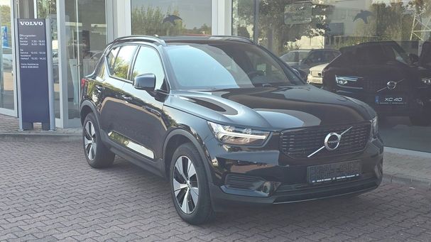 Volvo XC40 Recharge T4 155 kW image number 2