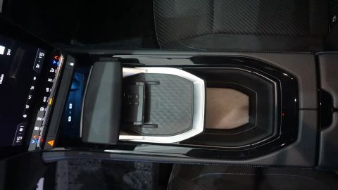 Car image 31