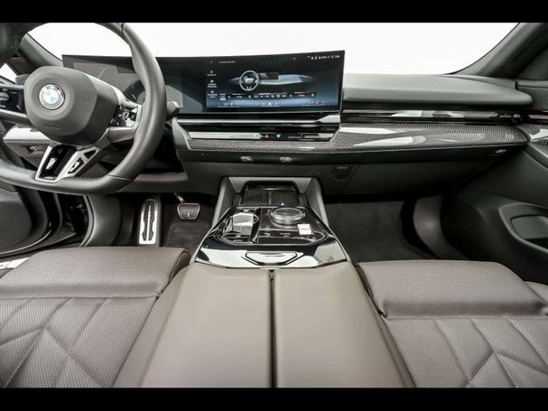 BMW 520i 153 kW image number 6