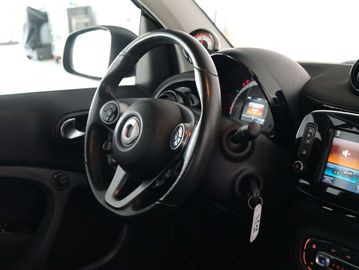 Car image 36