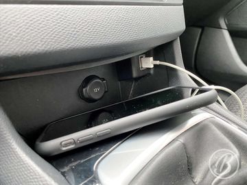 Car image 31