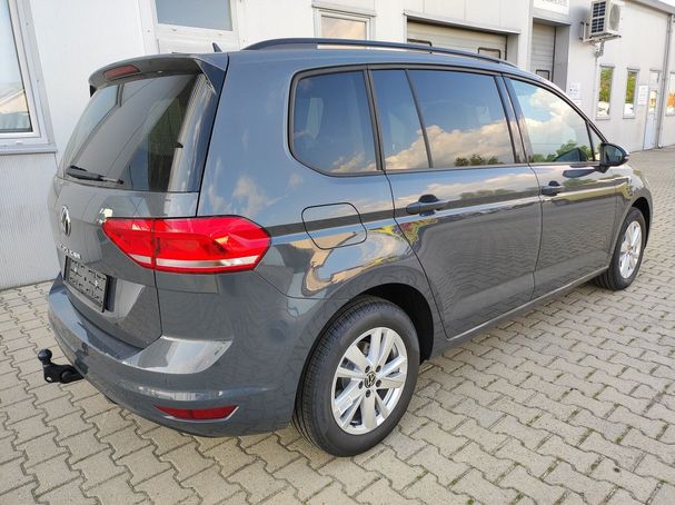 Volkswagen Touran 2.0 TDI DSG Comfortline 110 kW image number 2