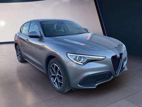 Alfa Romeo Stelvio 2.2 140 kW image number 2