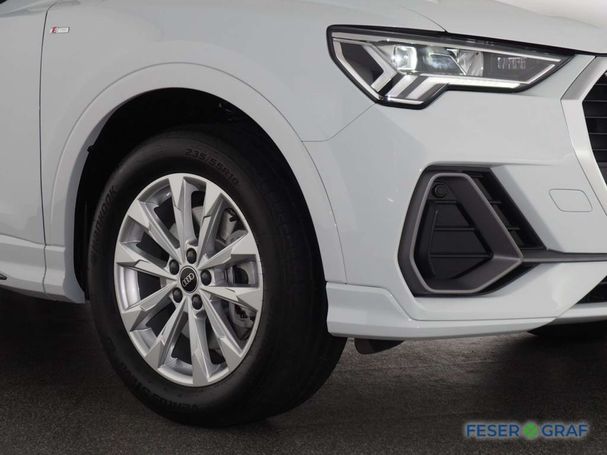 Audi Q3 45 TFSIe S tronic S-line 180 kW image number 10