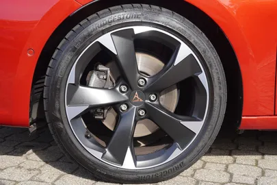 Car image 31