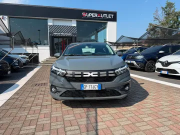 Car image 22