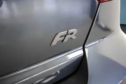 Car image 20