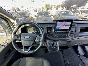 Car image 25