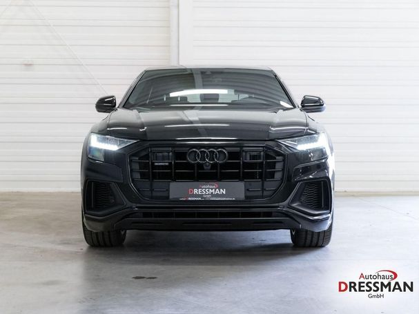 Audi Q8 60 TFSIe quattro S-line 340 kW image number 2