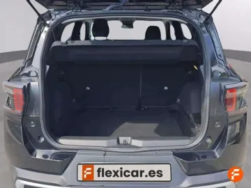 Car image 28